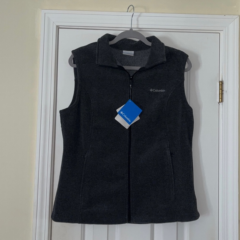 Columbia vest